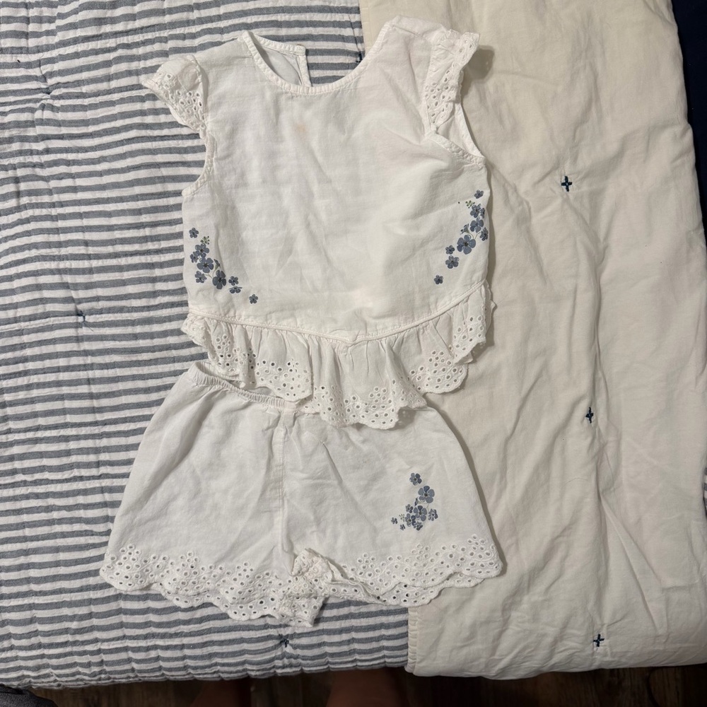 Konges Slojd matching white eyelet short set